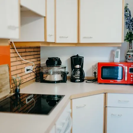 A Cozy Away From Apartment *
