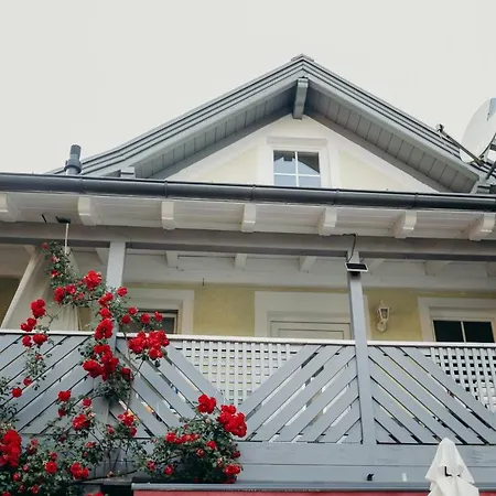 アパート A Cozy Away From *